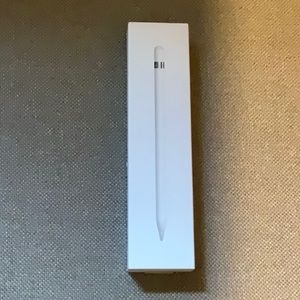 APPLE, iPencil, 1st Generation, white, smoke free, pet free, in mint condition.